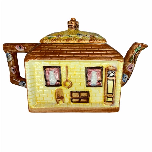 VINTAGE PRICE BROS “ YE OLDE FIRESIDE” TEAPOT - Picture 4 of 5